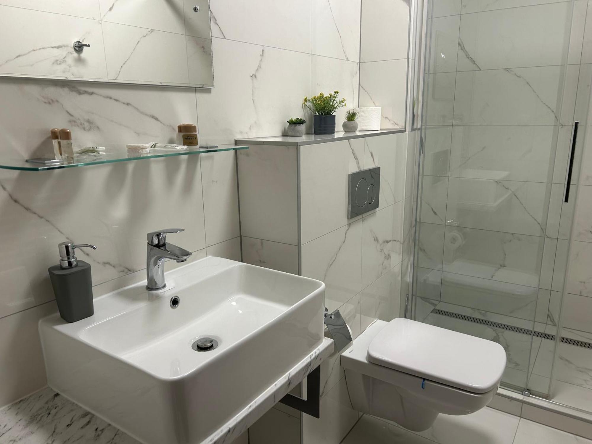 Hotel Evan U Hoffera Topoľčany Dış mekan fotoğraf