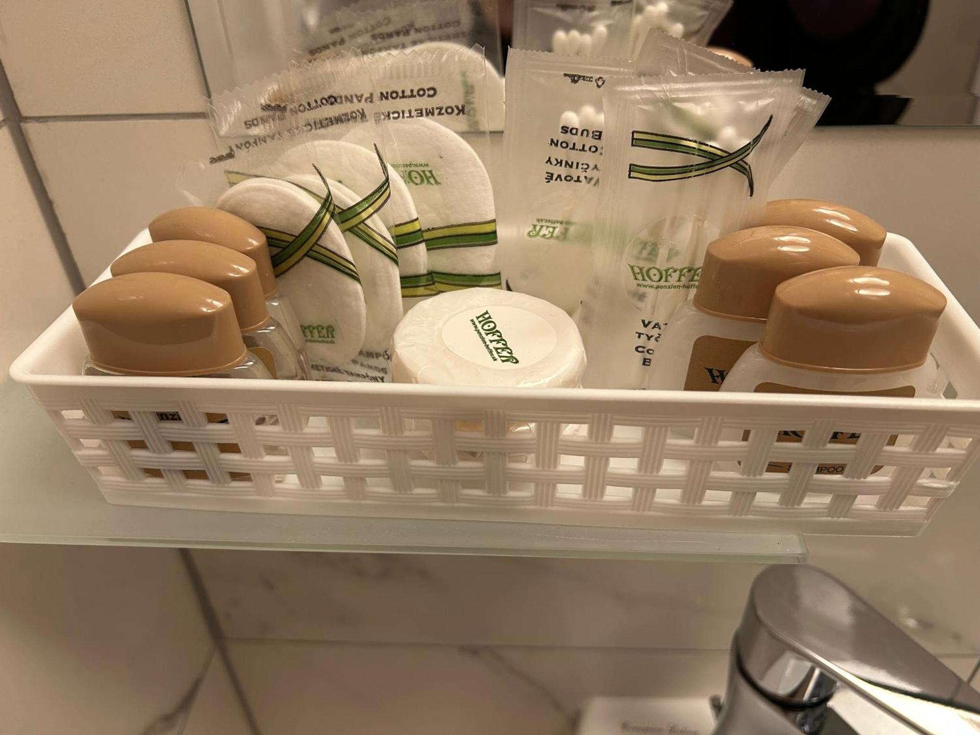 Hotel Evan U Hoffera Topoľčany Dış mekan fotoğraf